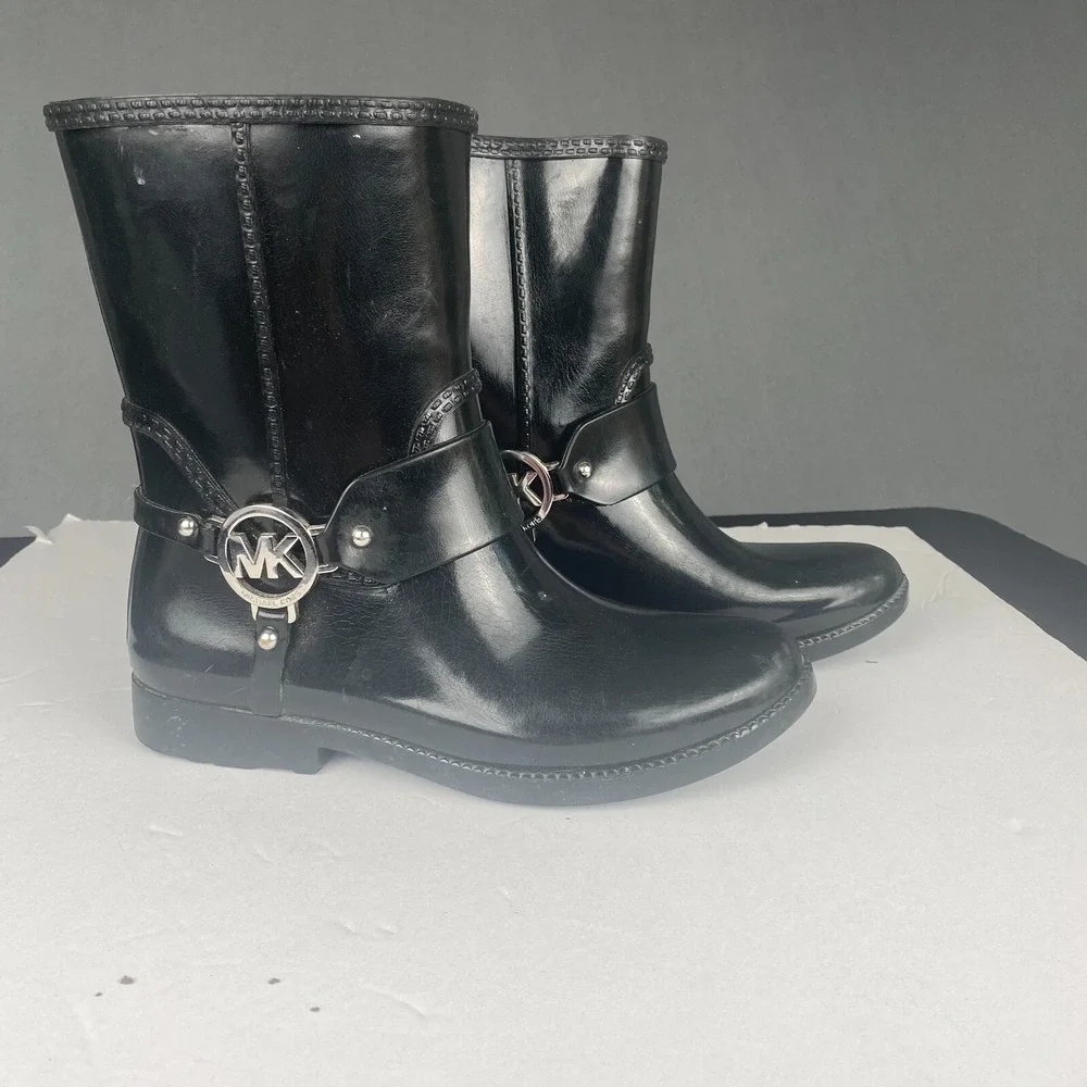 Michael Kors Fulton Harness Black Blue Rain Bootie Ankle Boots‎ Size 6